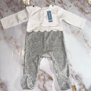 NEW - Jacadi Paris Baby Size 6 months White & Grey One piece Organic Cotton!